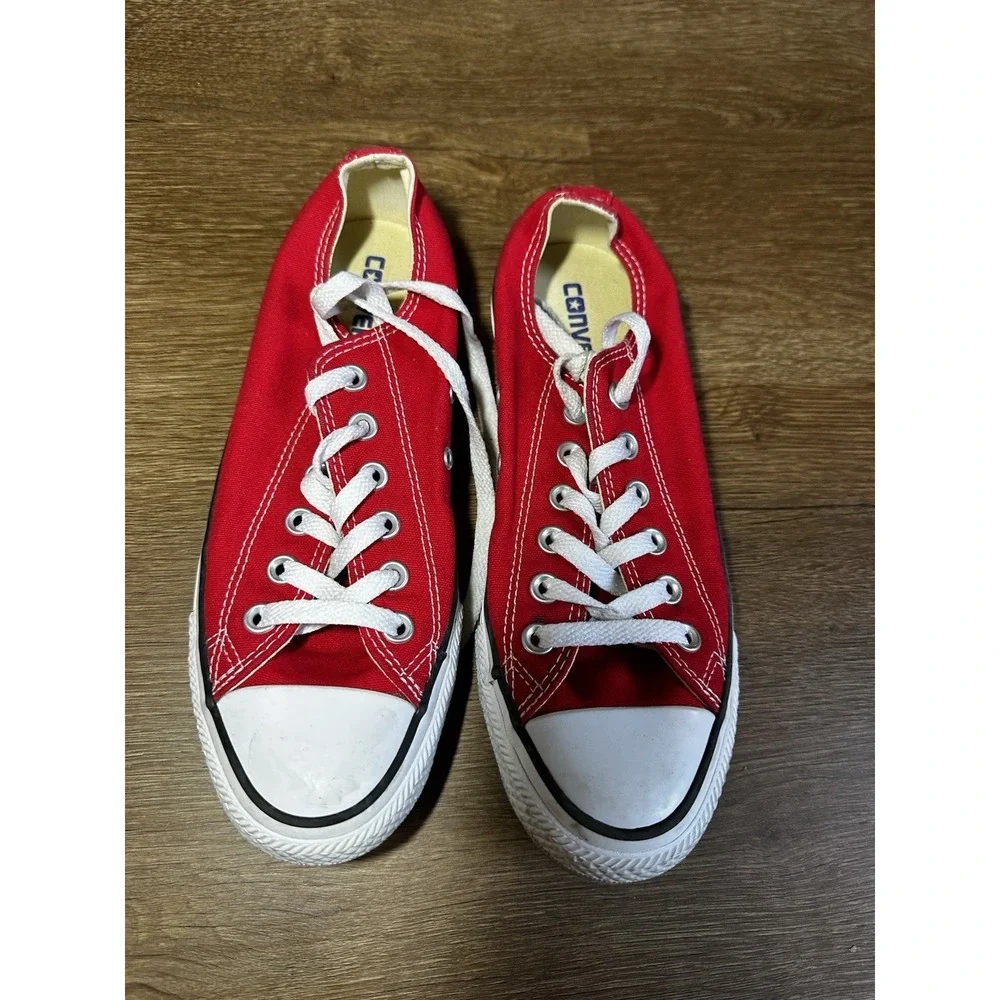 Converse Chuck Taylor All Star Low Top Red Womens Size 7 Canvas Sneakers - Picture 2 of 8